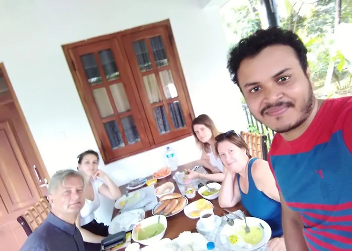 Autumn Home Stay
